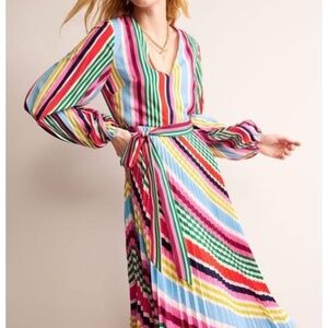 Biden V-Neck Pleated Midi Dress